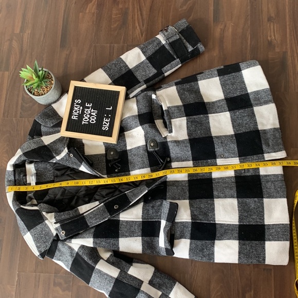 Ricki’s Plaid Toggle Coat - Picture 7 of 9